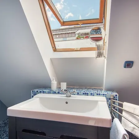 Art Apartment